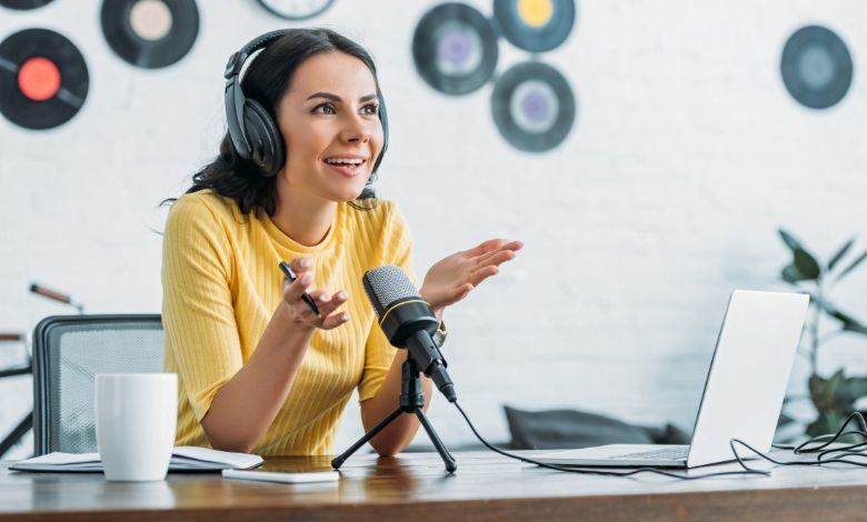 4 Important Tips Beginner Podcasters Need To Know