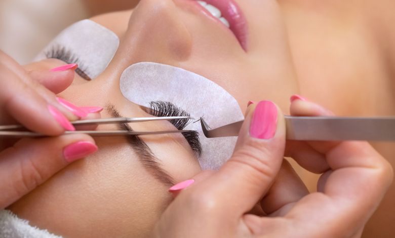 The Best Beauty Treatments for Clients With Sparse Lashes