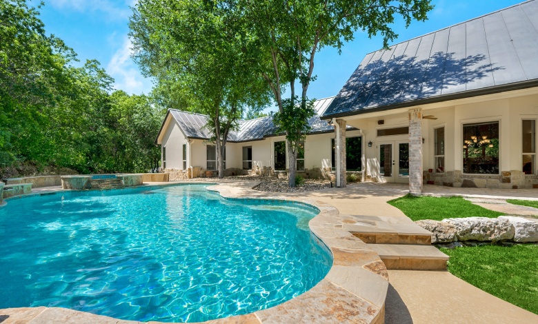 5 Backyard Enhancements That Will Draw in Future Buyers